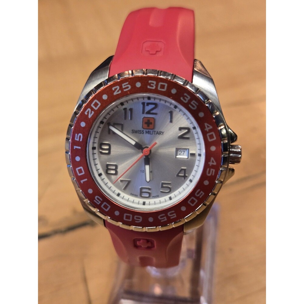 Swiss Military Army Red Stainless Steel 100M Dive Watch. New Battery. 36mm
